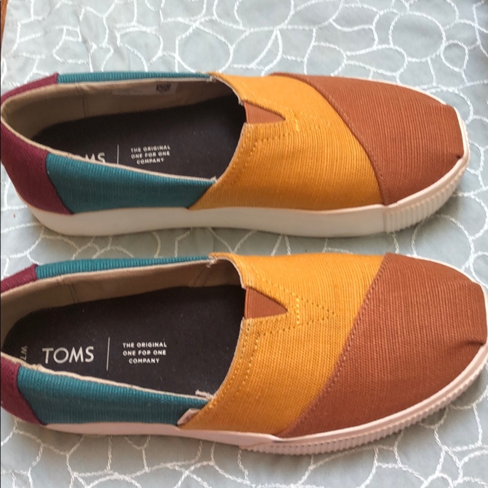 Toms shoes